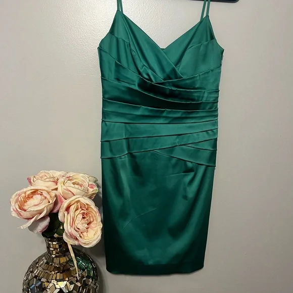 green emerald velvet dress Green Sleeveless Halter Neck Keyhole Satin High Low Gown